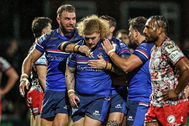 Caius Faatili of Wakefield Trinity celebrates his try during the Betfred Super League Play-off Eliminator round match Wakefield Trinity vs Leigh Leopards at DIY Kitchens Stadium, Wakefield, United Kingdom on 18 September 2026

(Photo by Alfie Cosgrove/News Images)