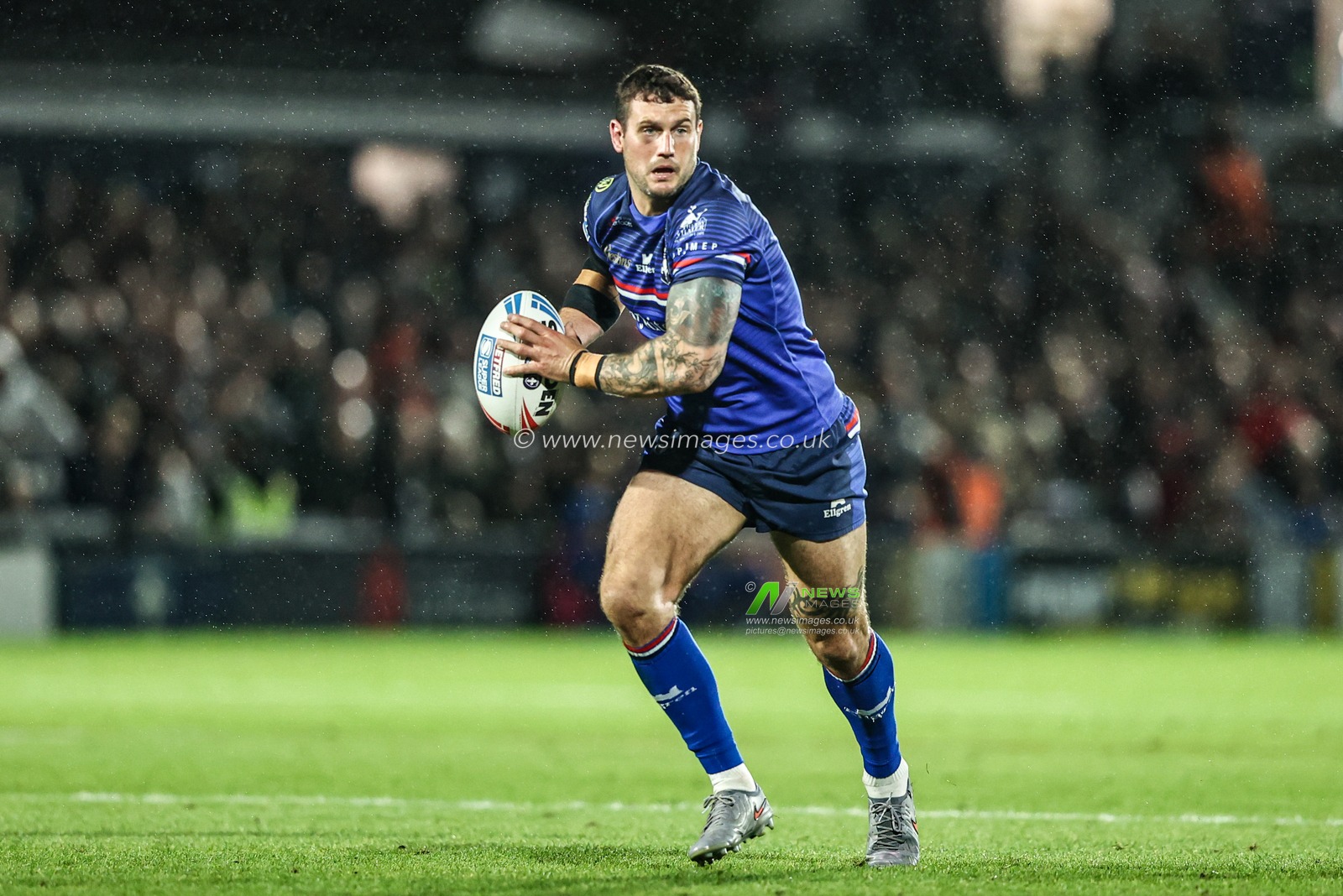 Jay Pitts of Wakefield Trinity in action during the Betfred Super League Play-off Eliminator round match Wakefield Trinity vs Leigh Leopards at DIY Kitchens Stadium, Wakefield, United Kingdom on 18 September 2026

(Photo by Alfie Cosgrove/News Images)