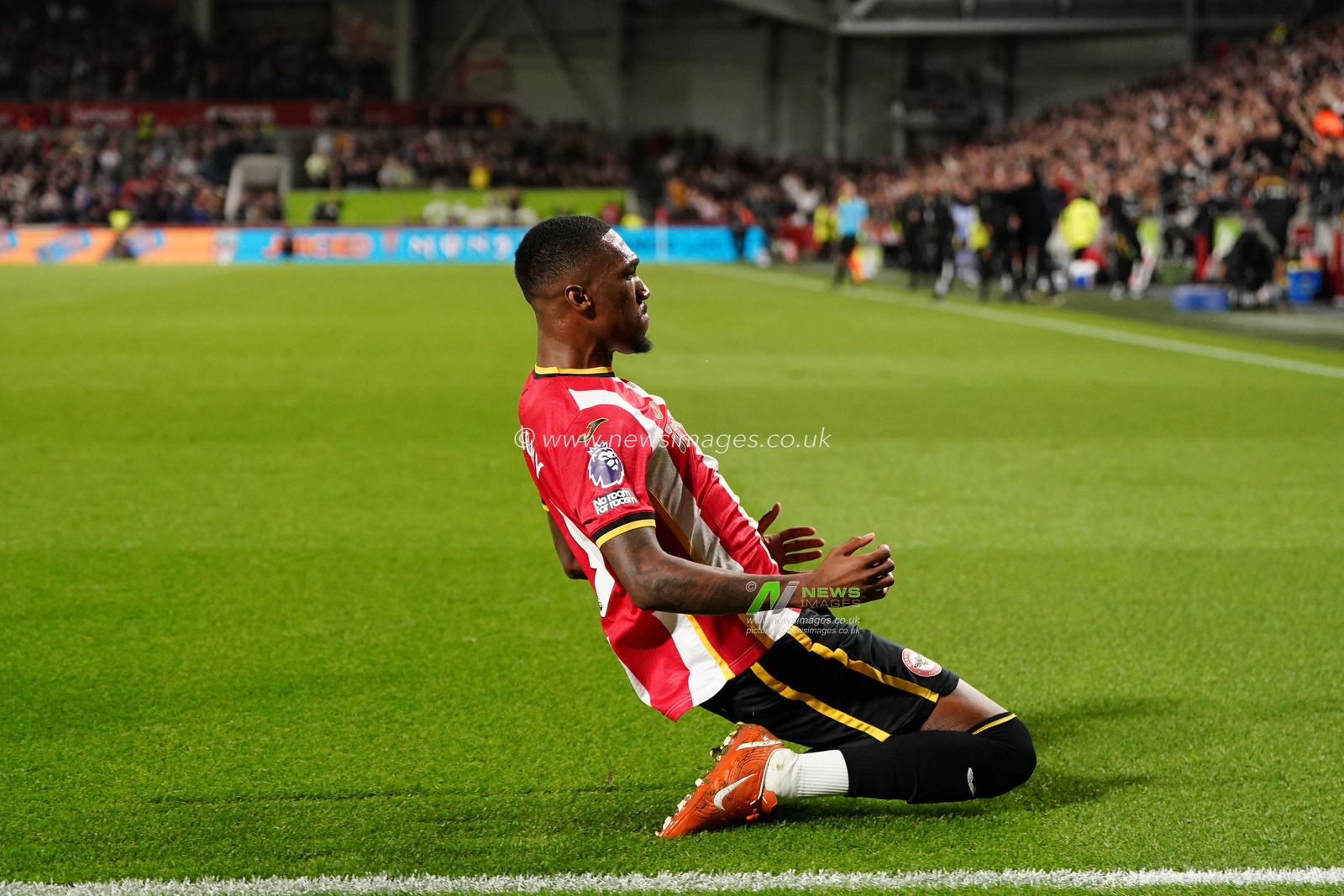 Jaidon Anthony of Brentford makes it 1-0 during the Premier League match Brentford vs Chelsea at GTECH Community Stadium, London, United Kingdom on 18 September 2026

(Photo by Harvey Murphy/News Images)