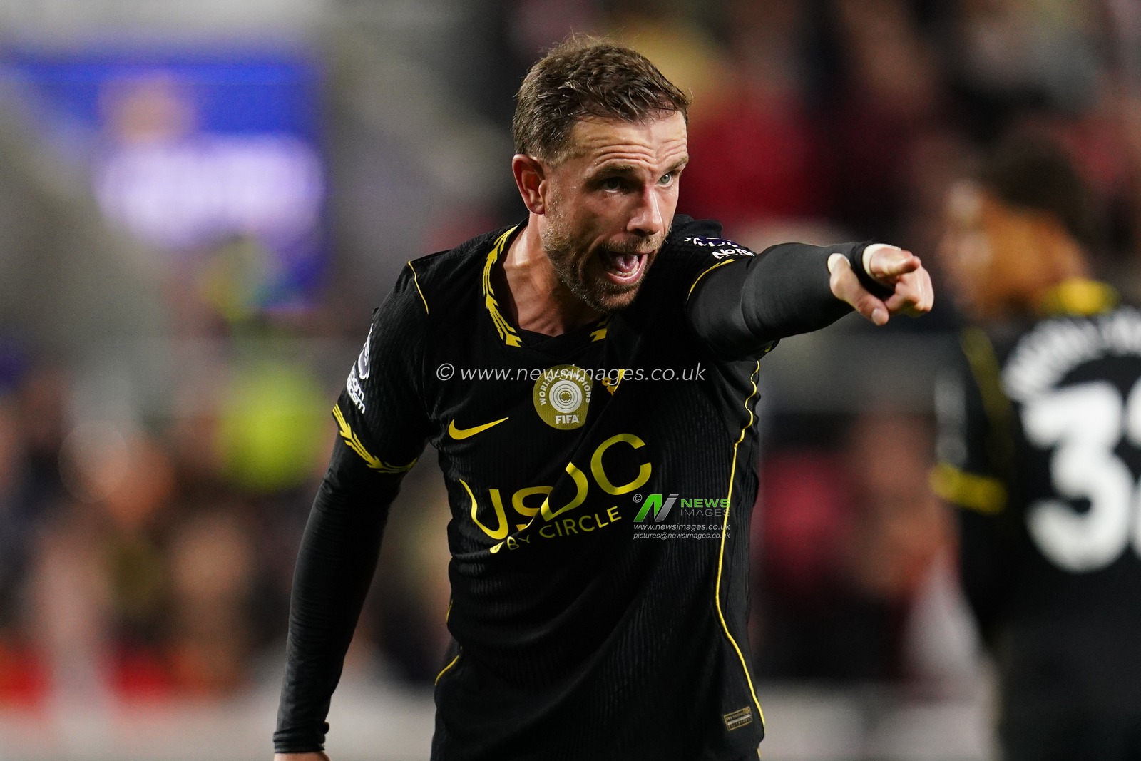 Jordan Henderson of Chelsea during the Premier League match Brentford vs Chelsea at GTECH Community Stadium, London, United Kingdom on 18 September 2026

(Photo by Harvey Murphy/News Images)