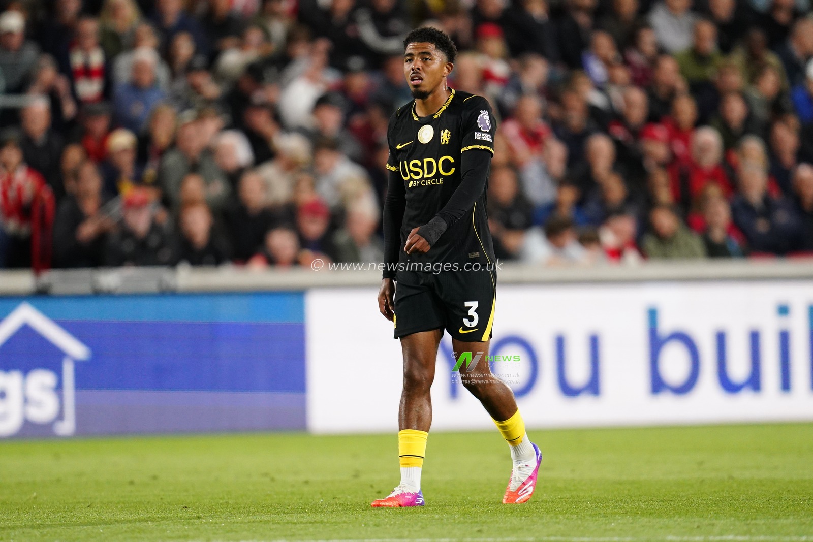 Wesley Fofana of Chelsea during the Premier League match Brentford vs Chelsea at GTECH Community Stadium, London, United Kingdom on 18 September 2026

(Photo by Harvey Murphy/News Images)