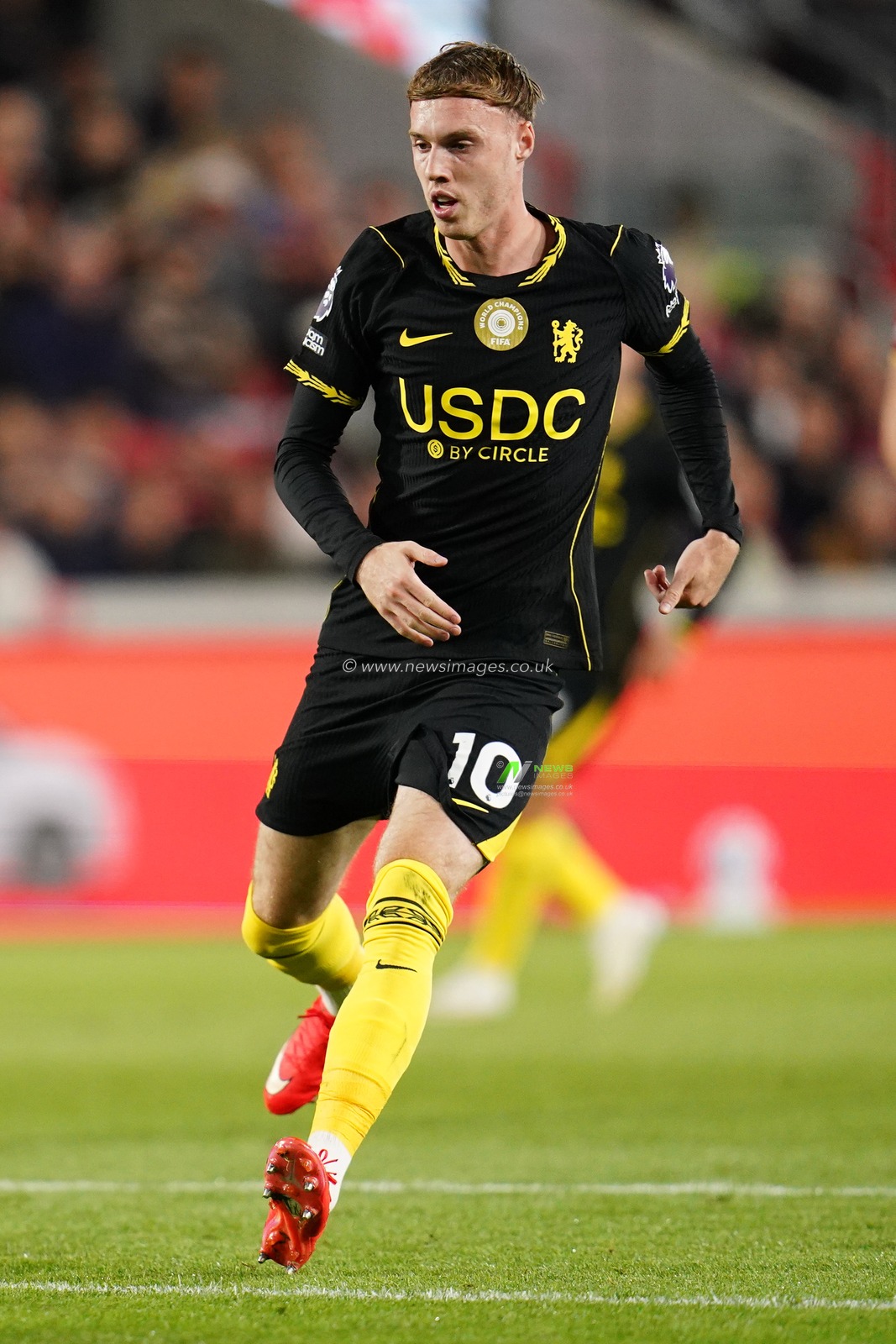 Cole Palmer of Chelsea during the Premier League match Brentford vs Chelsea at GTECH Community Stadium, London, United Kingdom on 18 September 2026

(Photo by Harvey Murphy/News Images)