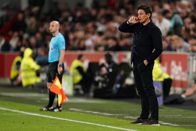 Keith Andrews manager of Brentford during the Premier League match Brentford vs Chelsea at GTECH Community Stadium, London, United Kingdom on 18 September 2026

(Photo by Harvey Murphy/News Images)
