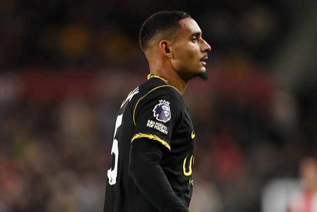 Maxence Lacroix of Chelsea during the Premier League match Brentford vs Chelsea at GTECH Community Stadium, London, United Kingdom on 18 September 2026

(Photo by Harvey Murphy/News Images)