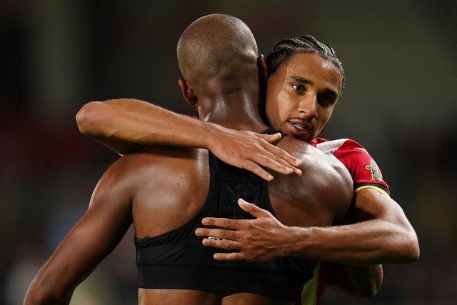 Igor Thiago of Brentford and Kevin Schade of Brentford celebrate 2-0 lead during the Premier League match Brentford vs Chelsea at GTECH Community Stadium, London, United Kingdom on 18 September 2026

(Photo by Harvey Murphy/News Images)