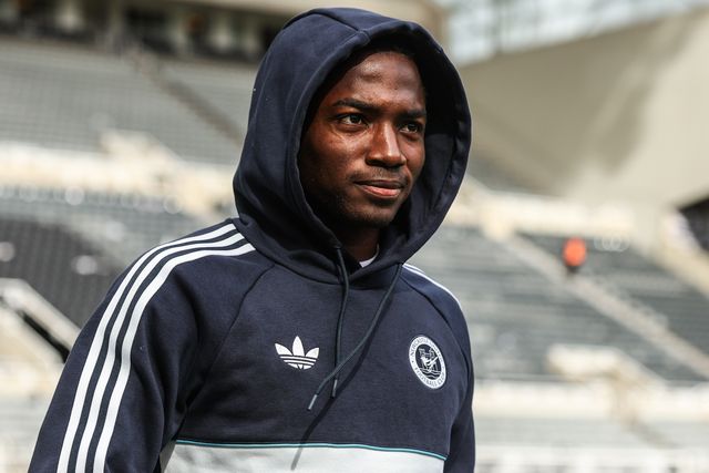 Bazoumana Toure of Newcastle United arrives during the Premier League match Newcastle Untied vs Hull City at St. James's Park, Newcastle, United Kingdom on 19 September 2026

(Photo by Alfie Cosgrove/News Images)