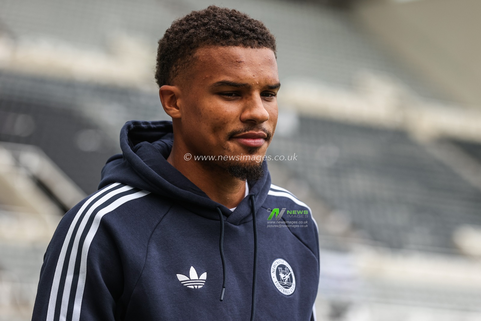 Malick Thiaw of Newcastle United arrives during the Premier League match Newcastle Untied vs Hull City at St. James's Park, Newcastle, United Kingdom on 19 September 2026

(Photo by Alfie Cosgrove/News Images)