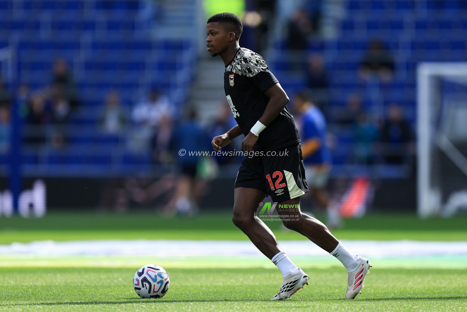 Florentino Luis of Ipswich Town warms up prior to the Premier League match Everton vs Ipswich Town at Hill Dickinson Stadium, Liverpool, United Kingdom on 19 September 2026

(Photo by Jorge Horsted/News Images)