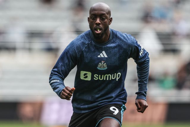 Yoane Wissa of Newcastle United in the pregame warmup session during the Premier League match Newcastle Untied vs Hull City at St. James's Park, Newcastle, United Kingdom on 19 September 2026

(Photo by Alfie Cosgrove/News Images)