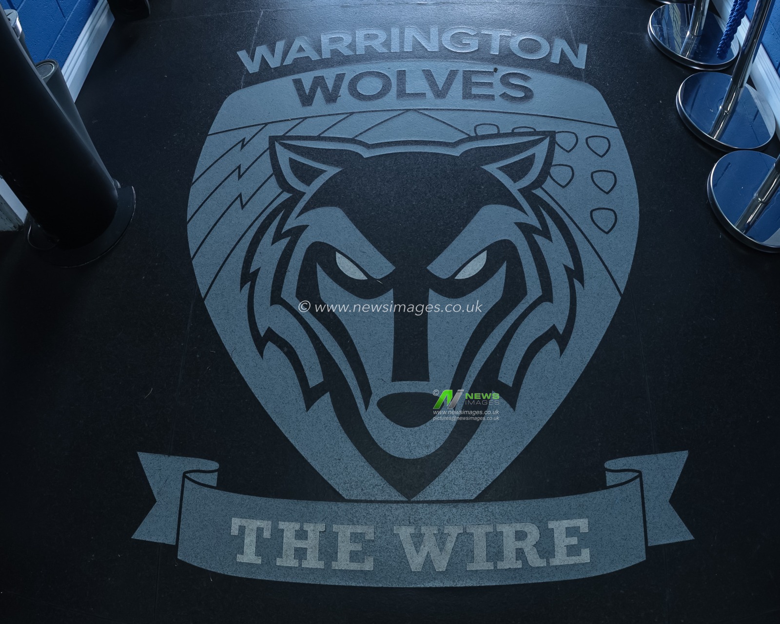 Warrington Wolves logo on the tunnel floor during the Betfred Super League Play-off Eliminator round match Warrington Wolves vs Hull KR at The Halliwell Jones Stadium, Warrington, United Kingdom on 19 September 2026

(Photo by Mark Cosgrove/News Images)