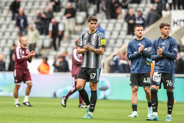 Lewis Miley of Newcastle United applauds the fans after the game during the Premier League match Newcastle Untied vs Hull City at St. James's Park, Newcastle, United Kingdom on 19 September 2026

(Photo by Alfie Cosgrove/News Images)