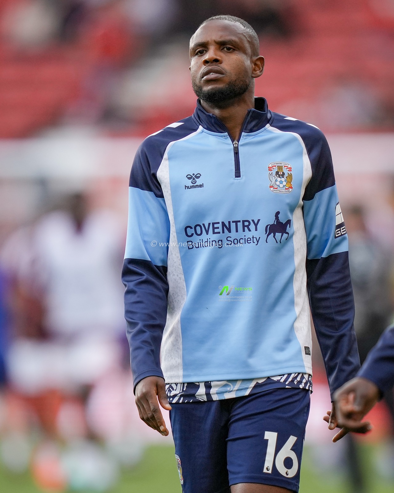 Frank Onyeka of Coventry City in the pregame warmup session  during the Premier League match Nottingham Forest vs Coventry City at City Ground, Nottingham, United Kingdom on 19 September 2026

(Photo by Maynard Manyowa/News Images)