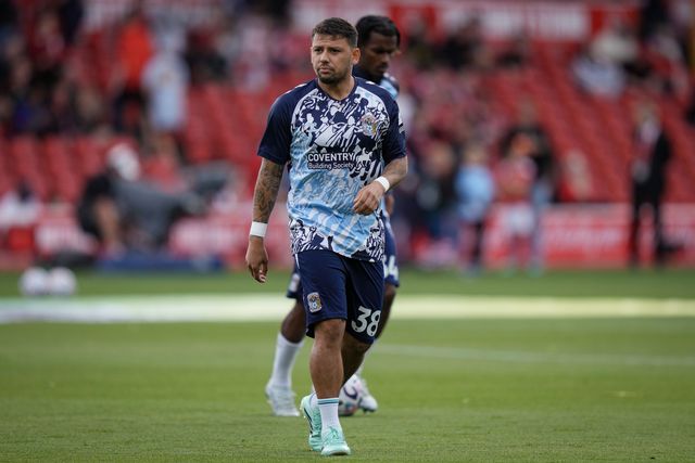 Gustavo Hamer of Coventry City in the pregame warmup session  during the Premier League match Nottingham Forest vs Coventry City at City Ground, Nottingham, United Kingdom on 19 September 2026

(Photo by Maynard Manyowa/News Images)