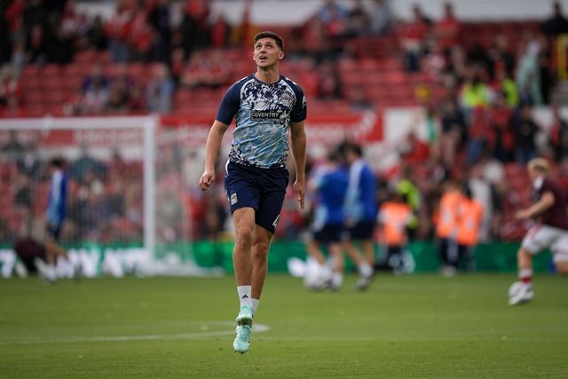 Bobby Thomas of Coventry City in the pregame warmup session  during the Premier League match Nottingham Forest vs Coventry City at City Ground, Nottingham, United Kingdom on 19 September 2026

(Photo by Maynard Manyowa/News Images)