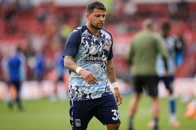 Gustavo Hamer of Coventry City in the pregame warmup session  during the Premier League match Nottingham Forest vs Coventry City at City Ground, Nottingham, United Kingdom on 19 September 2026

(Photo by Maynard Manyowa/News Images)
