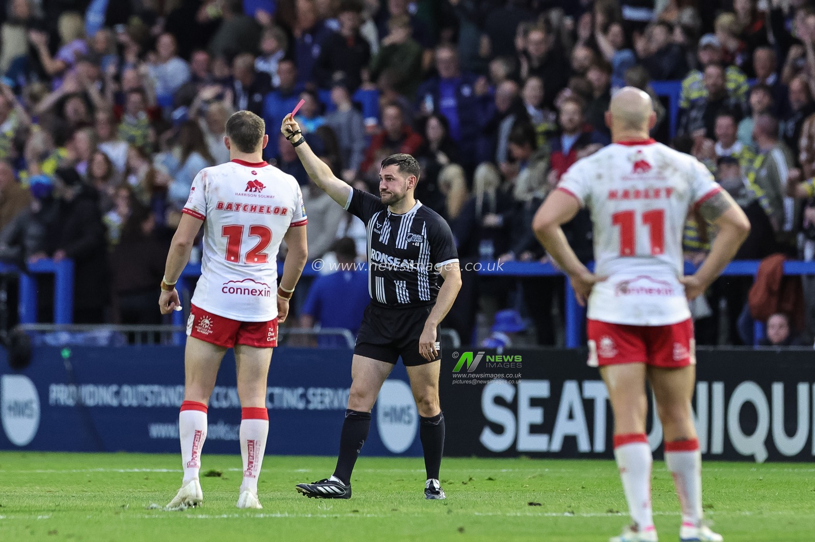 Peta Hiku of Hull KR is sent off (not pictured) after receiving a red card during the Betfred Super League Play-off Eliminator round match Warrington Wolves vs Hull KR at The Halliwell Jones Stadium, Warrington, United Kingdom on 19 September 2026

(Photo by Mark Cosgrove/News Images)