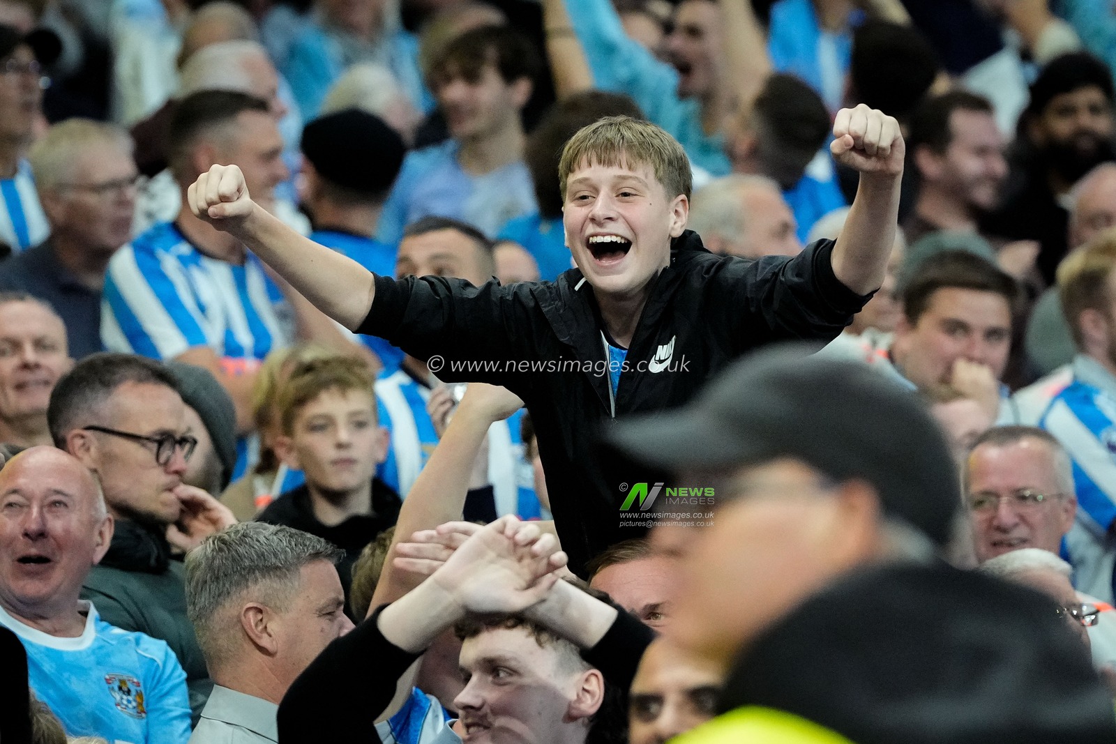 Coventry fans celebrate after Referee Jarred Gillett disallows Igor Jesus of Nottingham Forest goal after referral from Video assistant referee Paul Howard during the Premier League match Nottingham Forest vs Coventry City at City Ground, Nottingham, United Kingdom on 19 September 2026

(Photo by Maynard Manyowa/News Images)