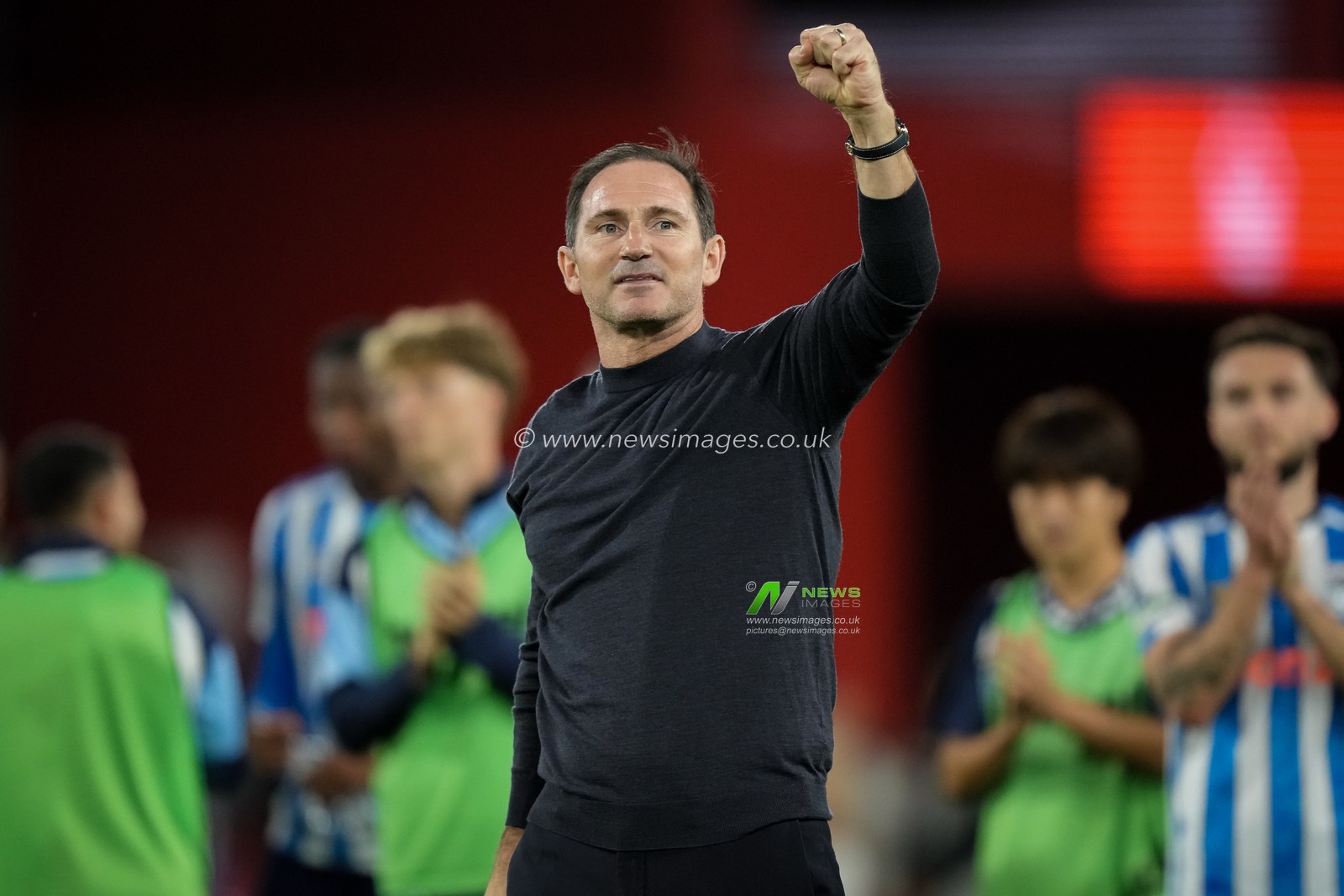 Frank Lampard manager of Coventry City applauds the fans after the final whistle  during the Premier League match Nottingham Forest vs Coventry City at City Ground, Nottingham, United Kingdom on 19 September 2026

(Photo by Maynard Manyowa/News Images)
