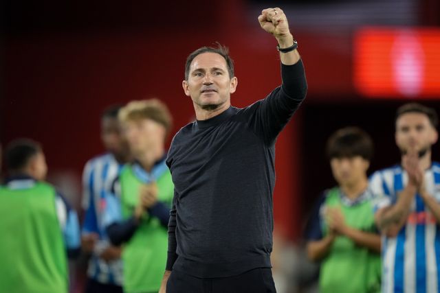 Frank Lampard manager of Coventry City applauds the fans after the final whistle  during the Premier League match Nottingham Forest vs Coventry City at City Ground, Nottingham, United Kingdom on 19 September 2026

(Photo by Maynard Manyowa/News Images)