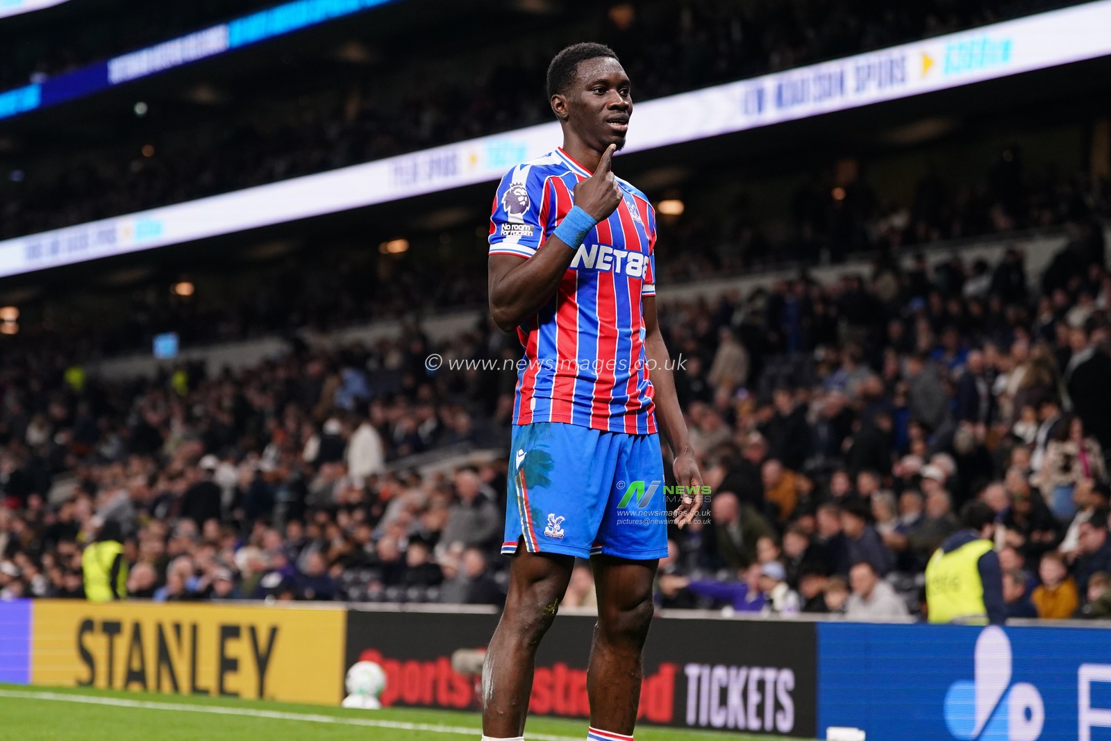 Ismaila Sarr of Crystal Palace celebrates third goal during the Premier League match Tottenham Hotspur vs Crystal Palace at Tottenham Hotspur Stadium, London, United Kingdom on 05 March 2026

(Photo by Harvey Murphy/News Images)