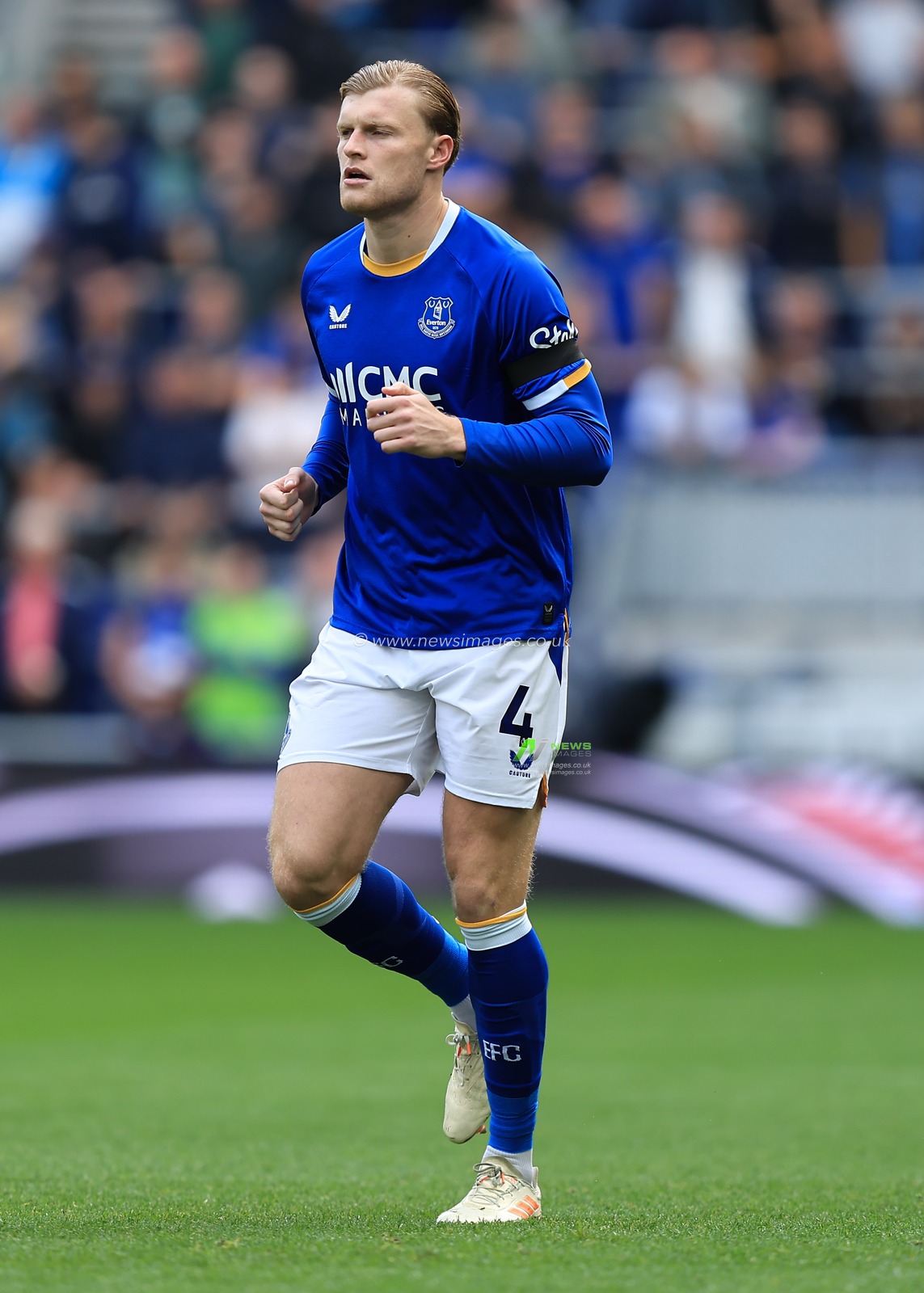 Jarrad Branthwaite of Everton during the Premier League match Everton vs Ipswich Town at Hill Dickinson Stadium, Liverpool, United Kingdom on 19 September 2026

(Photo by Jorge Horsted/News Images)