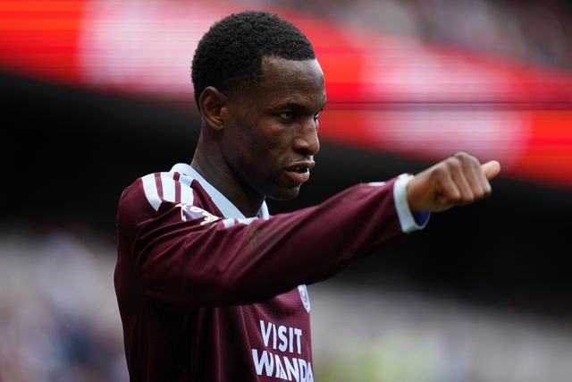 Nicolas Jackson of Aston Villa celebrates his goal during the Premier League match Tottenham Hotspur vs Aston Villa at Tottenham Hotspur Stadium, London, United Kingdom on 19 September 2026

(Photo by Harvey Murphy/News Images)