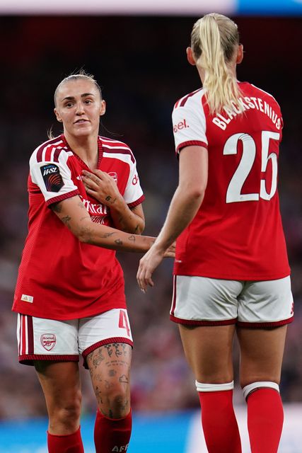 Georgia Stanway of Arsenal and Stina Blackstenius of Arsenal during the Women's Super League match Arsenal vs Manchester United at Emirates, London, United Kingdom on 19 September 2026

(Photo by Harvey Murphy/News Images)