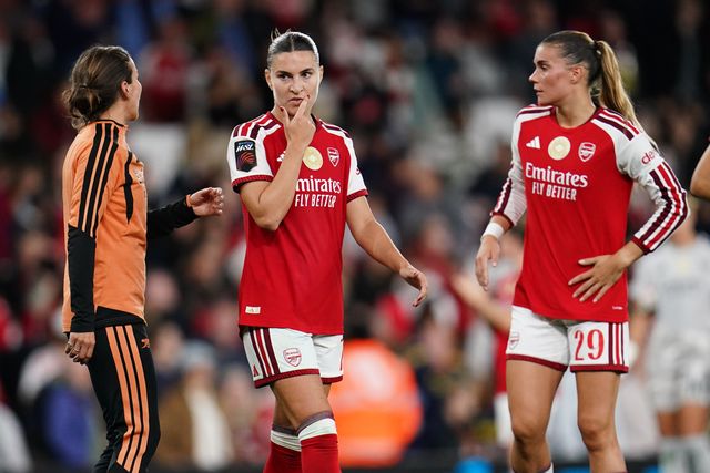 Arsenal players at full time during the Women's Super League match Arsenal vs Manchester United at Emirates, London, United Kingdom on 19 September 2026

(Photo by Harvey Murphy/News Images)