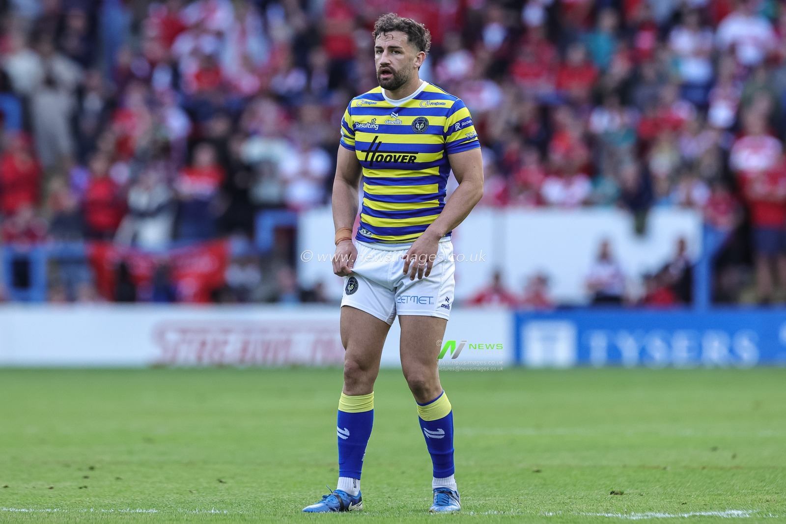Toby King of Warrington Wolves during the Betfred Super League Play-off Eliminator round match Warrington Wolves vs Hull KR at The Halliwell Jones Stadium, Warrington, United Kingdom on 19 September 2026

(Photo by Mark Cosgrove/News Images)