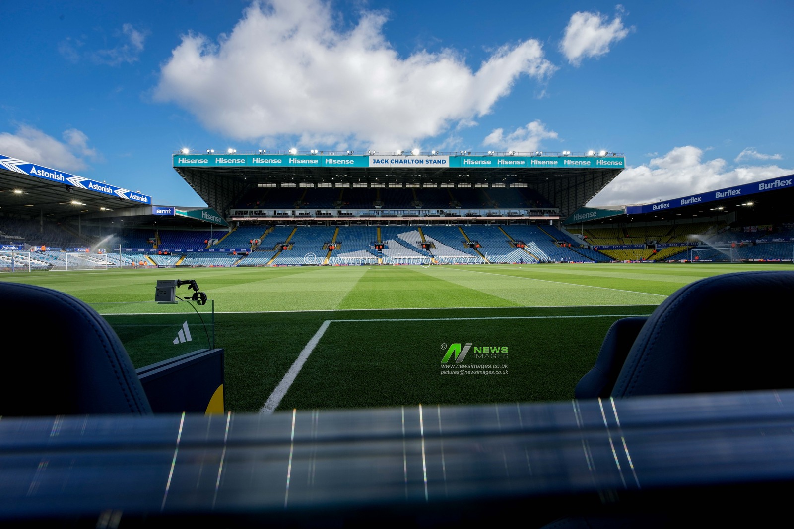 A general view of the pitch and standsduring the Premier League match Leeds United vs Crystal Palace at Elland Road, Leeds, United Kingdom on 20 September 2026

(Photo by Maynard Manyowa/News Images)