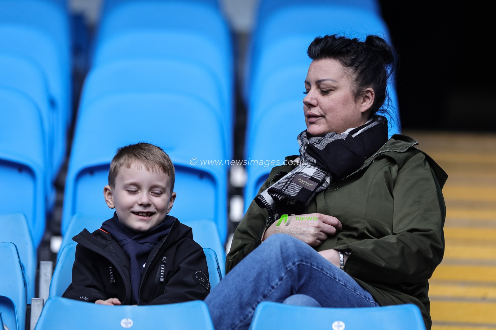 Manchester City fans take to their seats during the Premier League match Manchester City vs Sunderland at Etihad Stadium, Manchester, United Kingdom on 20 September 2026

(Photo by Mark Cosgrove/News Images)