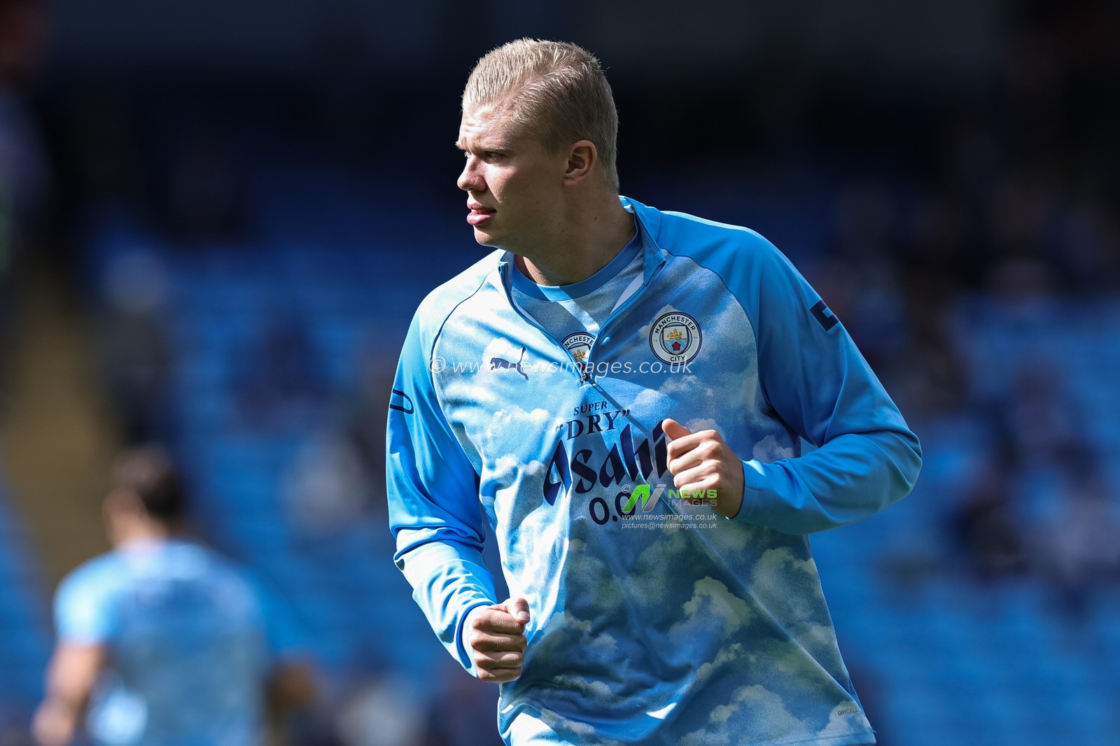 Erling Haaland of Manchester City in the pregame warmup session during the Premier League match Manchester City vs Sunderland at Etihad Stadium, Manchester, United Kingdom on 20 September 2026

(Photo by Mark Cosgrove/News Images)