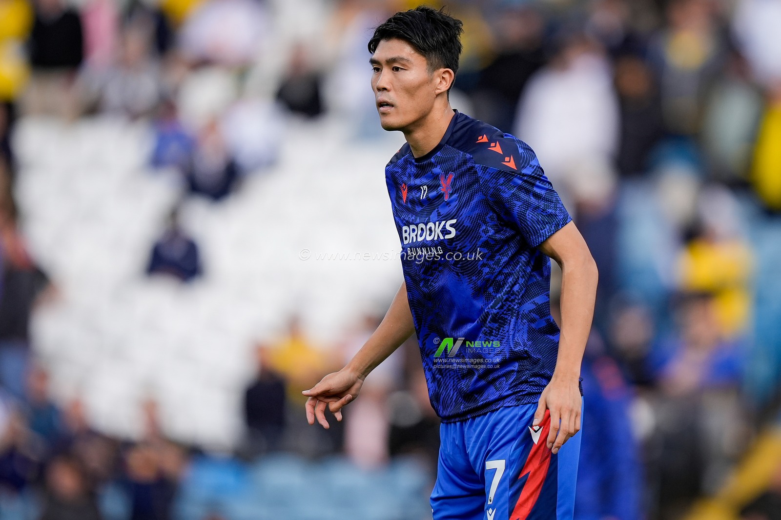 Takehiro Tomiyasu of Crystal Palace in the pregame warmup session  during the Premier League match Leeds United vs Crystal Palace at Elland Road, Leeds, United Kingdom on 20 September 2026

(Photo by Maynard Manyowa/News Images)