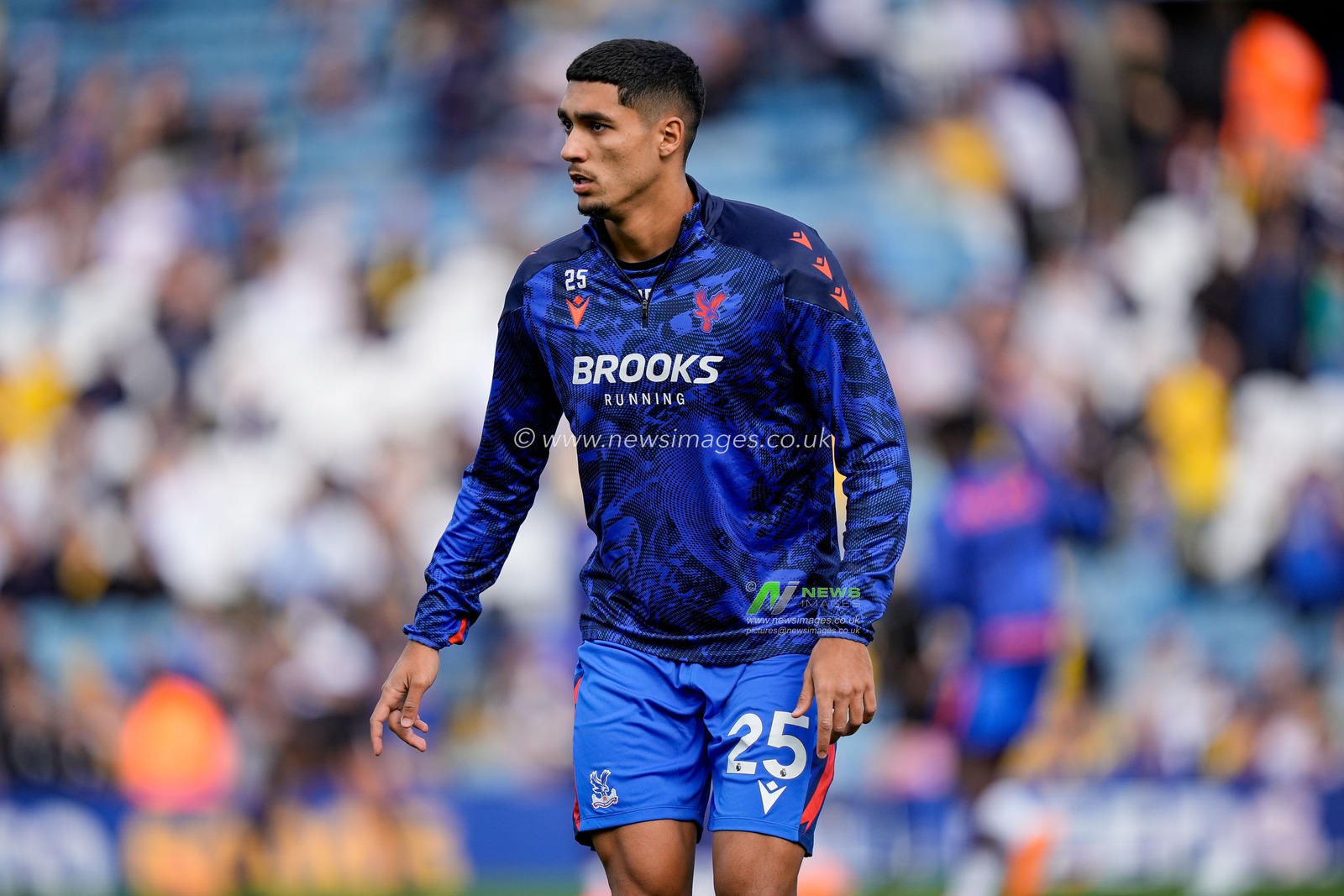 Anan Khalaili of Crystal Palace in the pregame warmup session  during the Premier League match Leeds United vs Crystal Palace at Elland Road, Leeds, United Kingdom on 20 September 2026

(Photo by Maynard Manyowa/News Images)