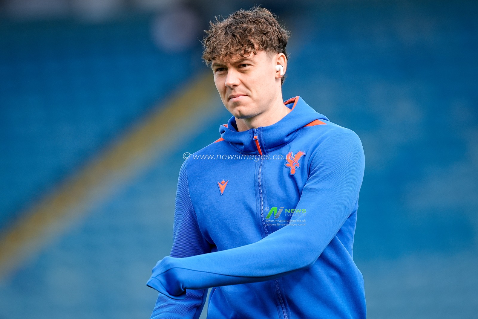 Jorgen Strand Larsen of Crystal Palace inspects the pitch prior to kick off during the Premier League match Leeds United vs Crystal Palace at Elland Road, Leeds, United Kingdom on 20 September 2026

(Photo by Maynard Manyowa/News Images)