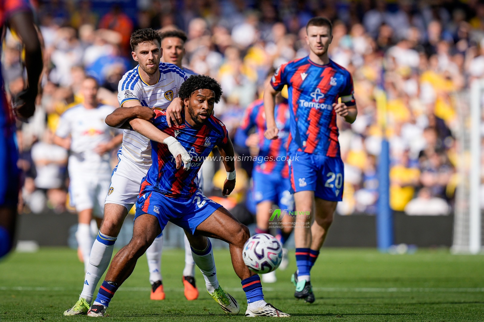 Quinten Timber of Crystal Palace battles for the ball  Anton Stach of Leeds United during the Premier League match Leeds United vs Crystal Palace at Elland Road, Leeds, United Kingdom on 20 September 2026

(Photo by Maynard Manyowa/News Images)
