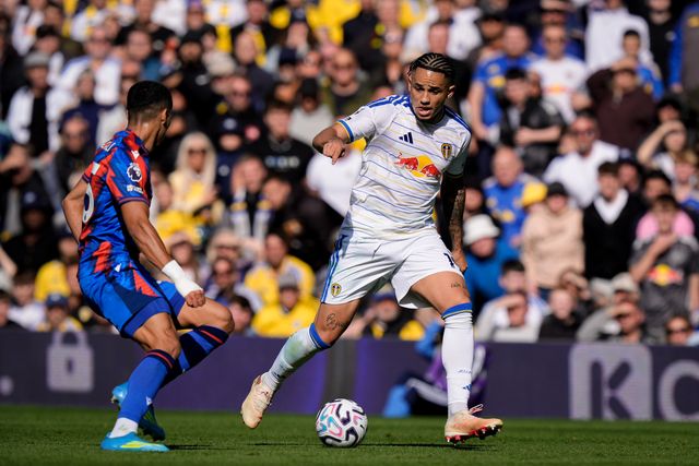 Noah Okafor of Leeds United dribbles past Anan Khalaili of Crystal Palace during the Premier League match Leeds United vs Crystal Palace at Elland Road, Leeds, United Kingdom on 20 September 2026

(Photo by Maynard Manyowa/News Images)