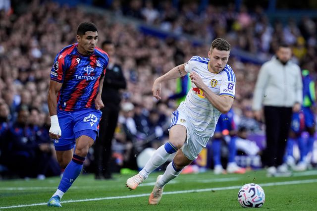 Anan Khalaili of Crystal Palace battles for the ball  Gabriel Gudmundsson of Leeds United during the Premier League match Leeds United vs Crystal Palace at Elland Road, Leeds, United Kingdom on 20 September 2026

(Photo by Maynard Manyowa/News Images)