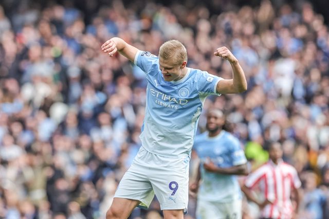 Erling Haaland of Manchester City celebrates his goal to make it 5-3 during the Premier League match Manchester City vs Sunderland at Etihad Stadium, Manchester, United Kingdom on 20 September 2026

(Photo by Mark Cosgrove/News Images)