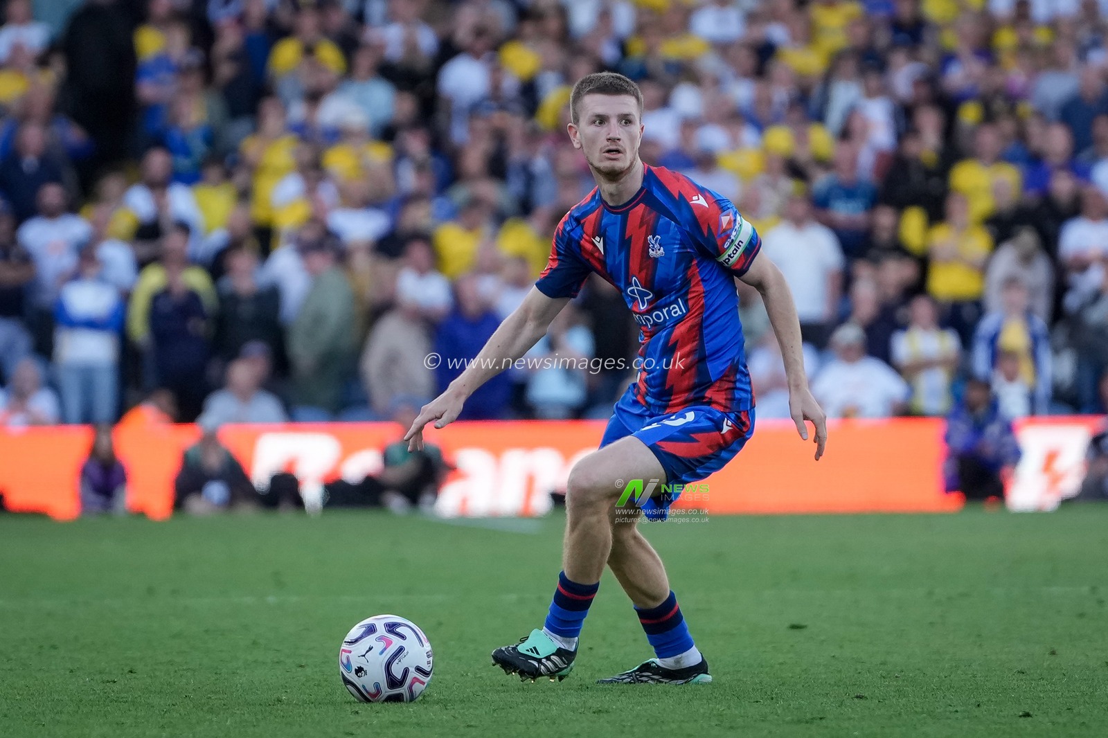Adam Wharton of Crystal Palace controls the ball  during the Premier League match Leeds United vs Crystal Palace at Elland Road, Leeds, United Kingdom on 20 September 2026

(Photo by Maynard Manyowa/News Images)