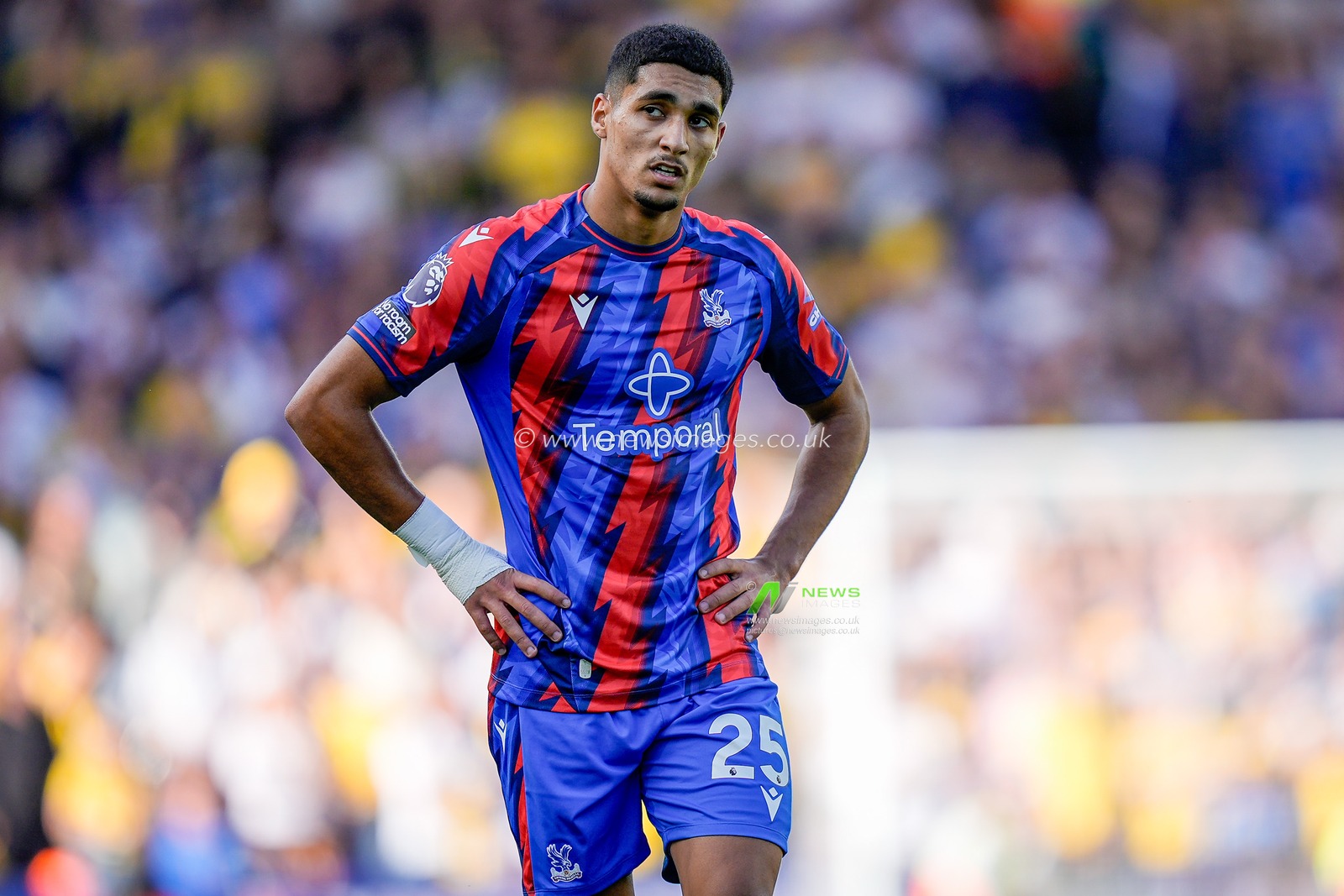 Anan Khalaili of Crystal Palace makes a run with the ball  during the Premier League match Leeds United vs Crystal Palace at Elland Road, Leeds, United Kingdom on 20 September 2026

(Photo by Maynard Manyowa/News Images)