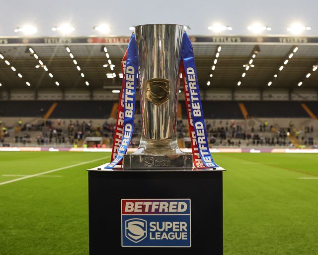The Betfred Super League Trophy during the Betfred Super League Play-off Semi-Final match Leeds Rhinos vs Warrington Wolves at AMT Headingley Stadium, Leeds, United Kingdom on 25 September 2026

(Photo by Mark Cosgrove/News Images)