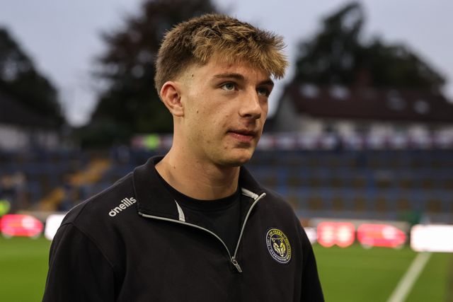 Ewan Irwin of Warrington Wolves arrives during the Betfred Super League Play-off Semi-Final match Leeds Rhinos vs Warrington Wolves at AMT Headingley Stadium, Leeds, United Kingdom on 25 September 2026

(Photo by Mark Cosgrove/News Images)