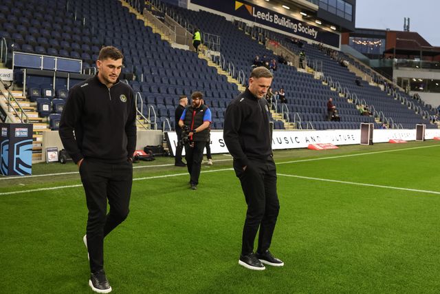Sam Stone of Warrington Wolves and Ben Currie of Warrington Wolves during the Betfred Super League Play-off Semi-Final match Leeds Rhinos vs Warrington Wolves at AMT Headingley Stadium, Leeds, United Kingdom on 25 September 2026

(Photo by Mark Cosgrove/News Images)
