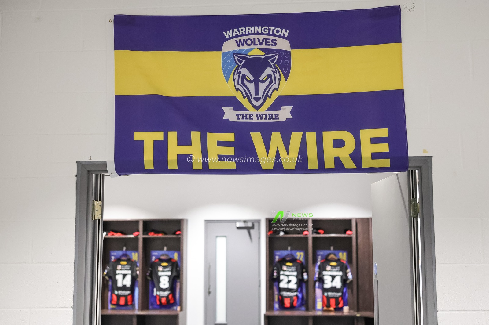 The Wire flag is draped over Warrington’s dressing room during the Betfred Super League Play-off Semi-Final match Leeds Rhinos vs Warrington Wolves at AMT Headingley Stadium, Leeds, United Kingdom on 25 September 2026

(Photo by Mark Cosgrove/News Images)