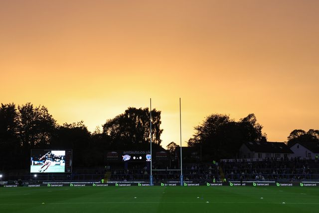 The sun sets over Headingley during the Betfred Super League Play-off Semi-Final match Leeds Rhinos vs Warrington Wolves at AMT Headingley Stadium, Leeds, United Kingdom on 25 September 2026

(Photo by Mark Cosgrove/News Images)