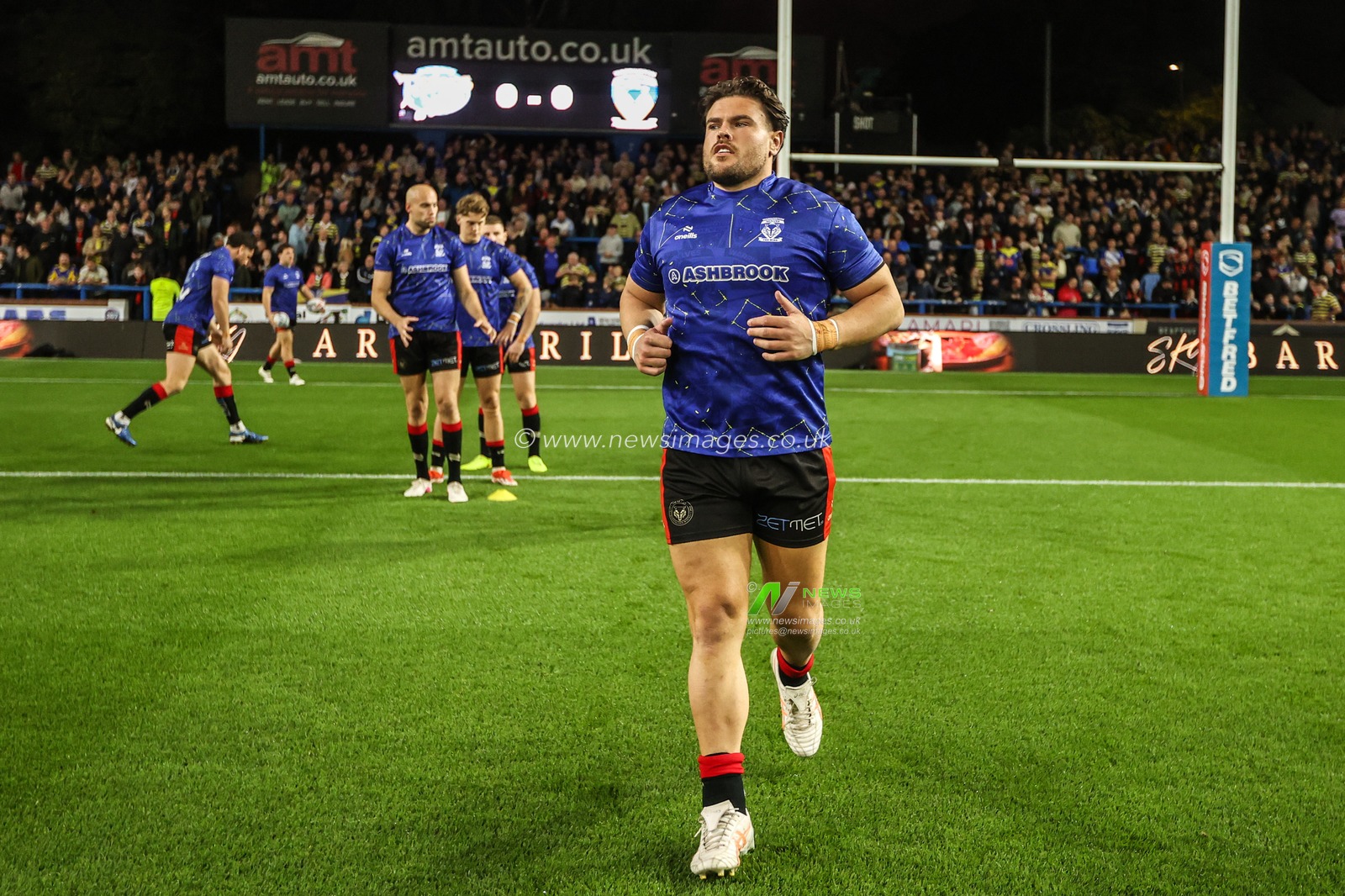 Joe Philbin of Warrington Wolves in the pregame warmup session during the Betfred Super League Play-off Semi-Final match Leeds Rhinos vs Warrington Wolves at AMT Headingley Stadium, Leeds, United Kingdom on 25 September 2026

(Photo by Alfie Cosgrove/News Images)