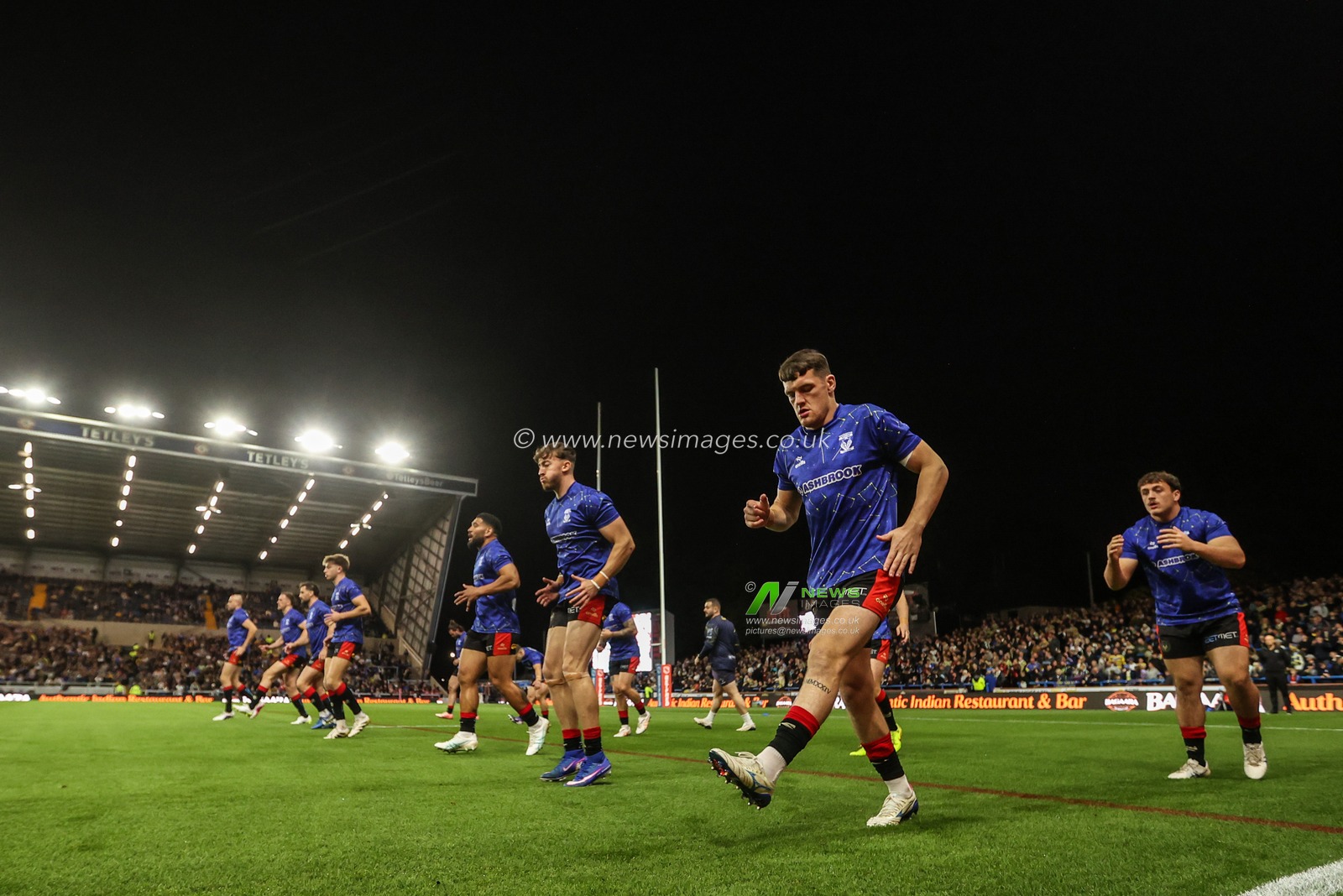 Josh Thewlis of Warrington Wolves in the pregame warmup session during the Betfred Super League Play-off Semi-Final match Leeds Rhinos vs Warrington Wolves at AMT Headingley Stadium, Leeds, United Kingdom on 25 September 2026

(Photo by Alfie Cosgrove/News Images)