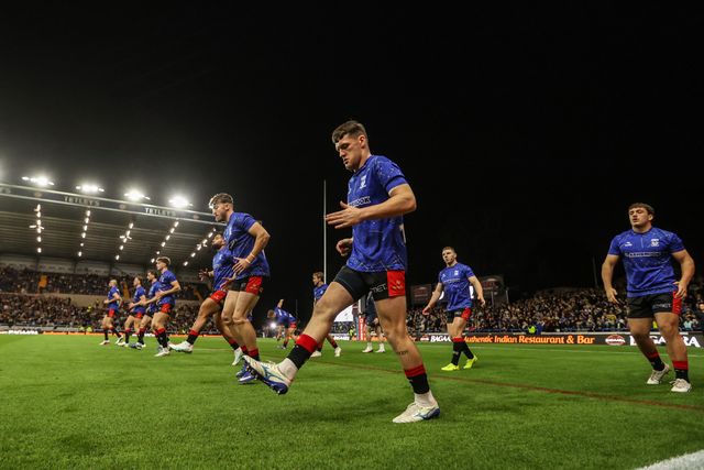 Josh Thewlis of Warrington Wolves in the pregame warmup session during the Betfred Super League Play-off Semi-Final match Leeds Rhinos vs Warrington Wolves at AMT Headingley Stadium, Leeds, United Kingdom on 25 September 2026

(Photo by Alfie Cosgrove/News Images)