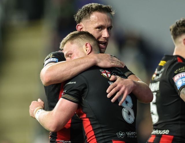 Luke Yates of Warrington Wolves celebrates his try during the Betfred Super League Play-off Semi-Final match Leeds Rhinos vs Warrington Wolves at AMT Headingley Stadium, Leeds, United Kingdom on 25 September 2026

(Photo by Mark Cosgrove/News Images)